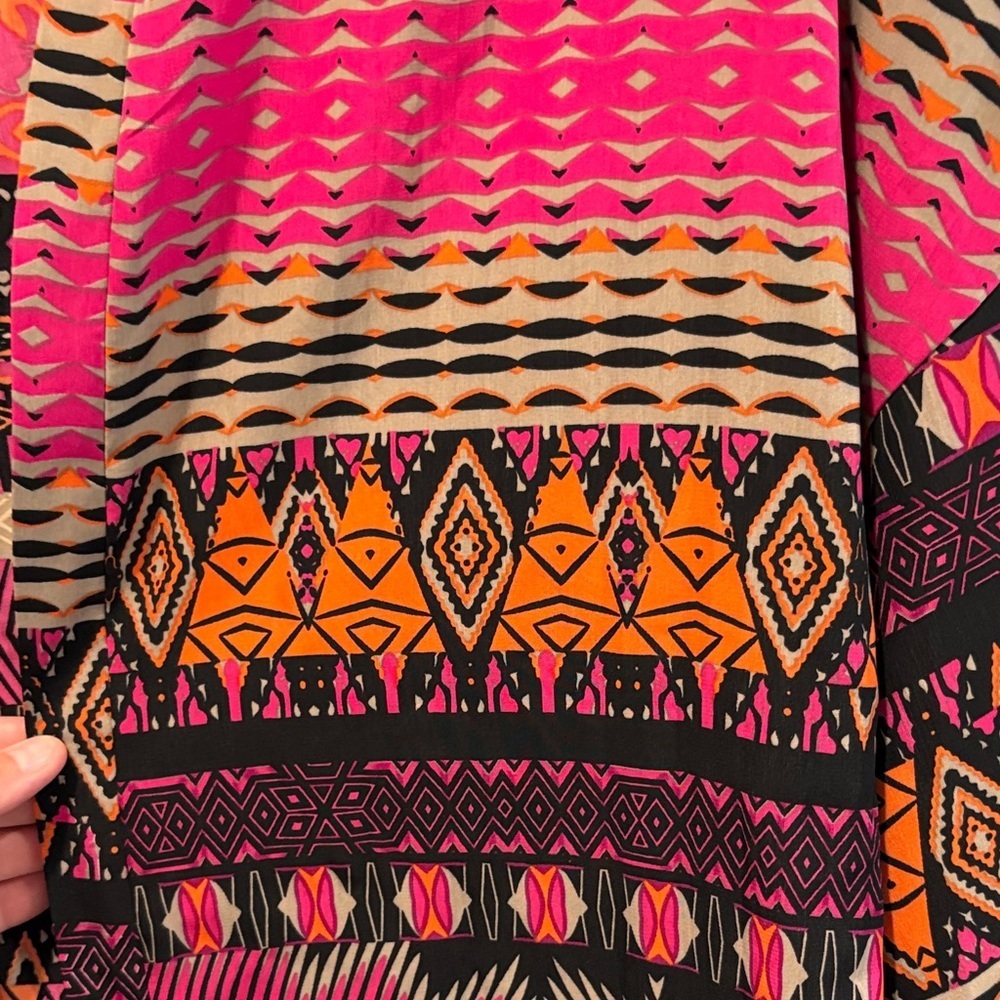 Miami Multicolor Geometric Blouse - Picture 4 of 6